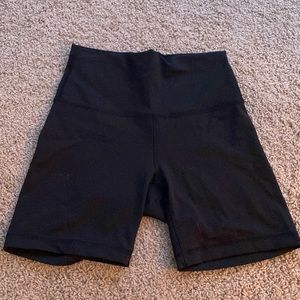 Womens Lululemon Wonder Under 6” Black Shorts
